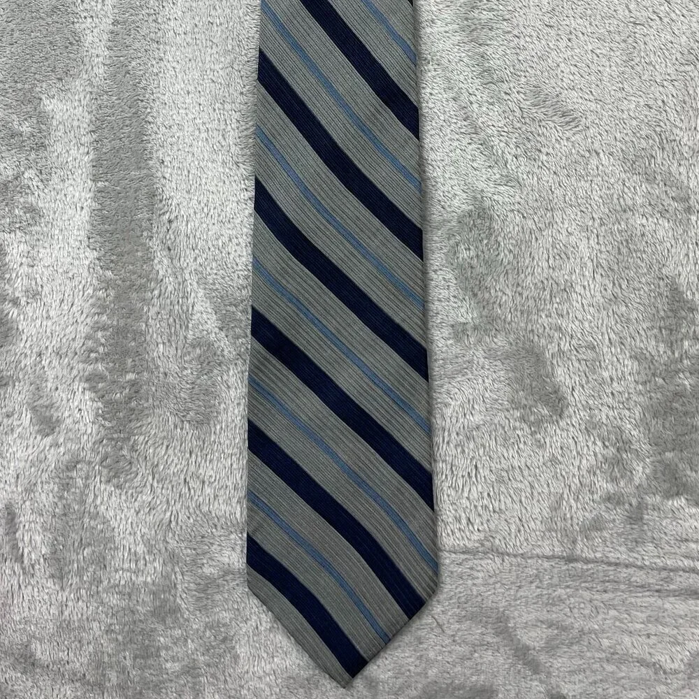 Nautica Men's Classic 100% Silk Neck Tie